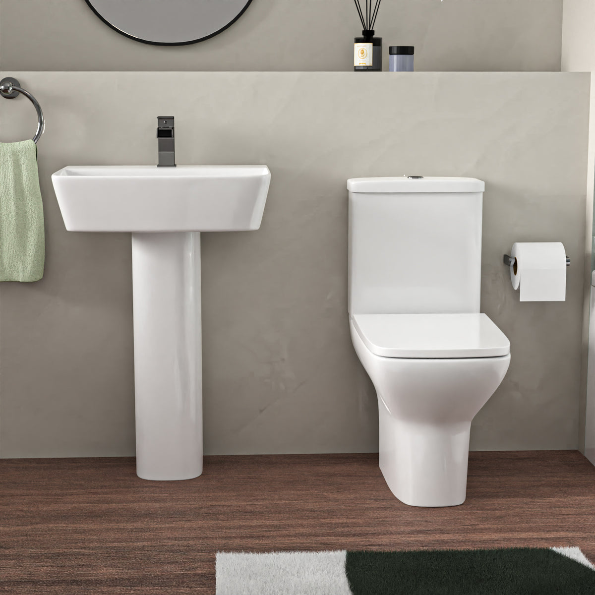 1700mm L Shaped RH Bath With Screen & Panels, Full Pedestal Basin With Toilet