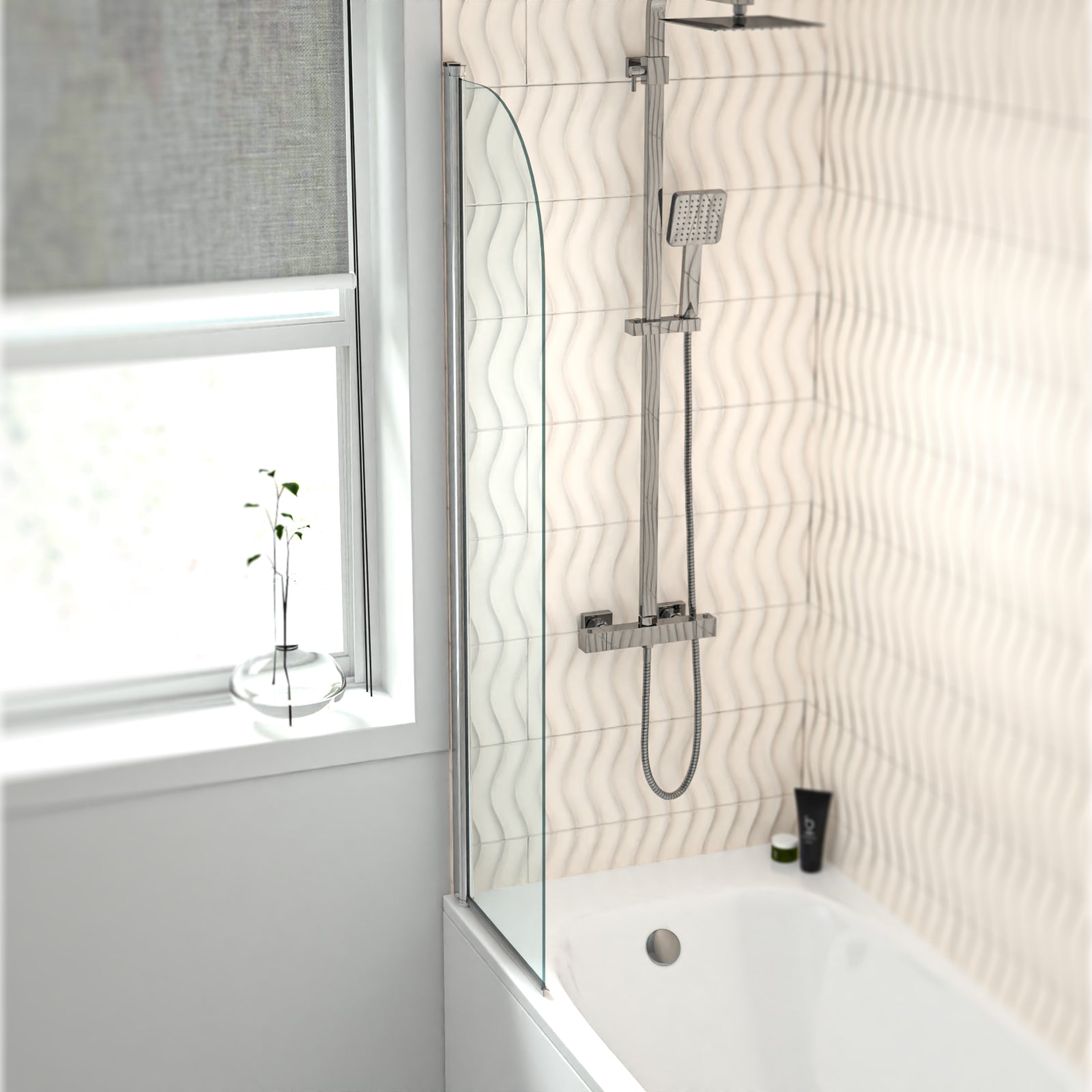 Hinged 400 x 1400mm Bathtub Screen, 5mm Tempered Glass - Aluminium
