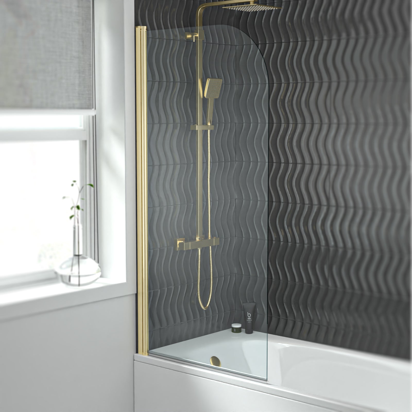 Hinged 700 x 1400mm Bathtub Screen, 5mm Tempered Glass - Brushed Brass