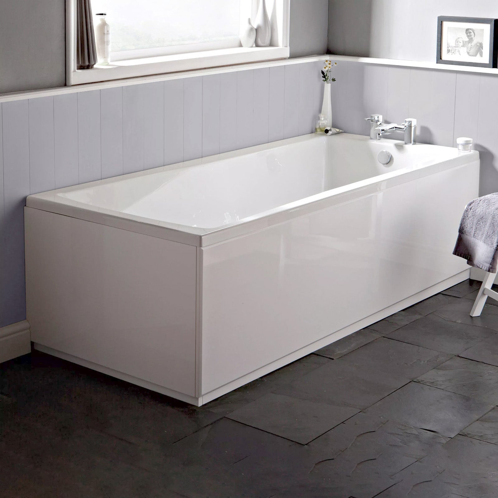 Square Single Ended Bath 1800 x 800 in White with Bath Legs
