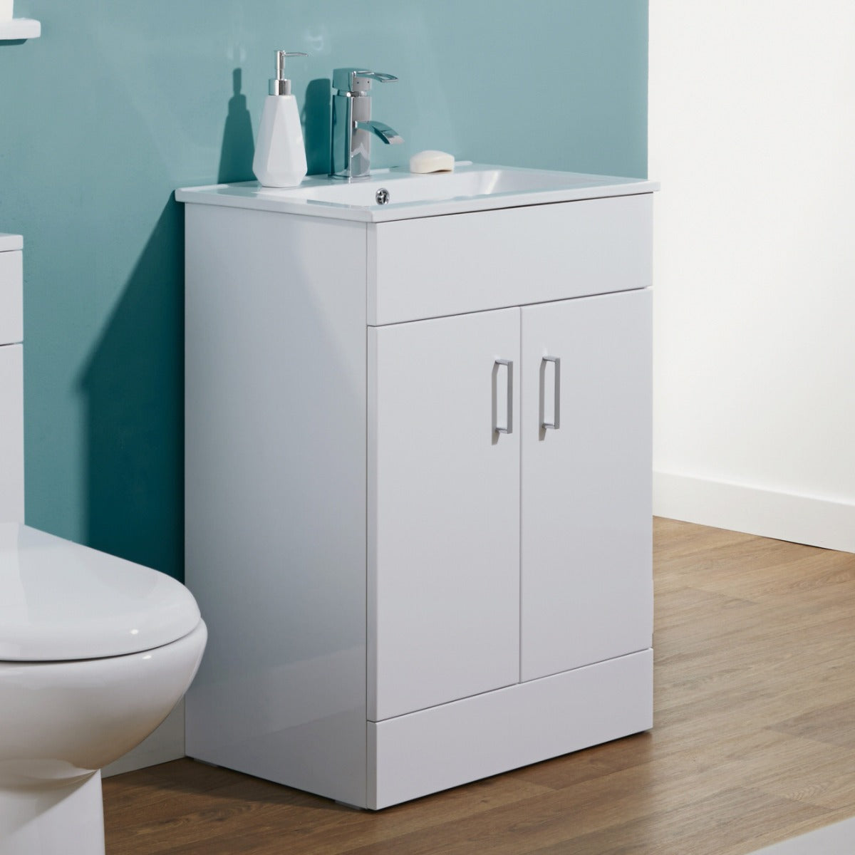 Nanuya 600mm Freestanding Basin Vanity Unit