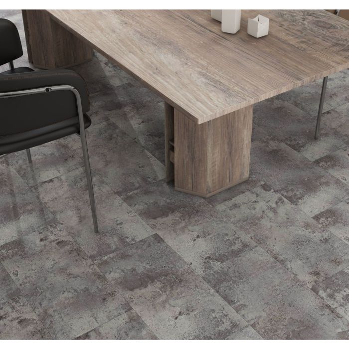 Flooring : 610mm