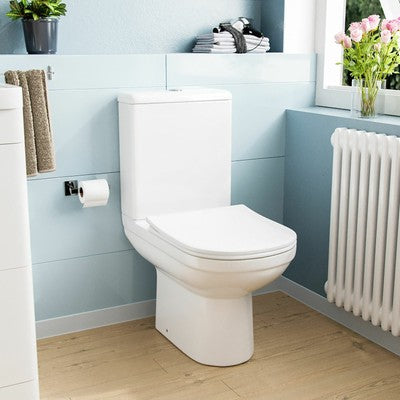 Modern Close Coupled Toilet Pan Cistern and Soft Close Toilet Seat