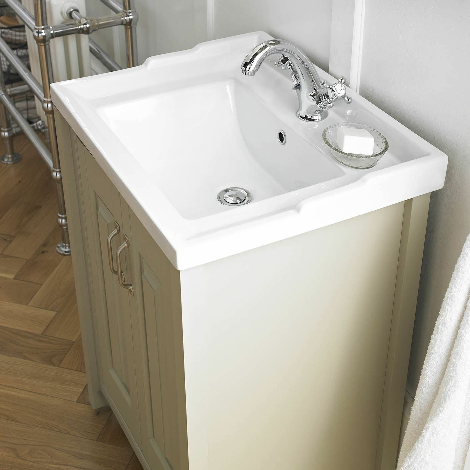 Chiltern 600mm Freestanding Vanity Basin Cabinet Ivory