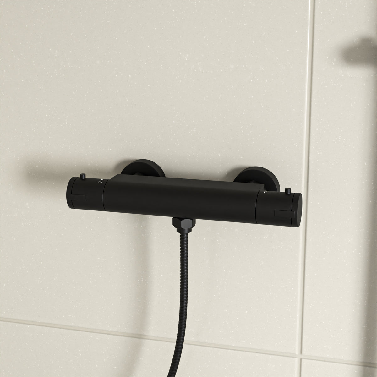 Round Shower Kit With Thermostatic Valve Single Outlet - Matte Black