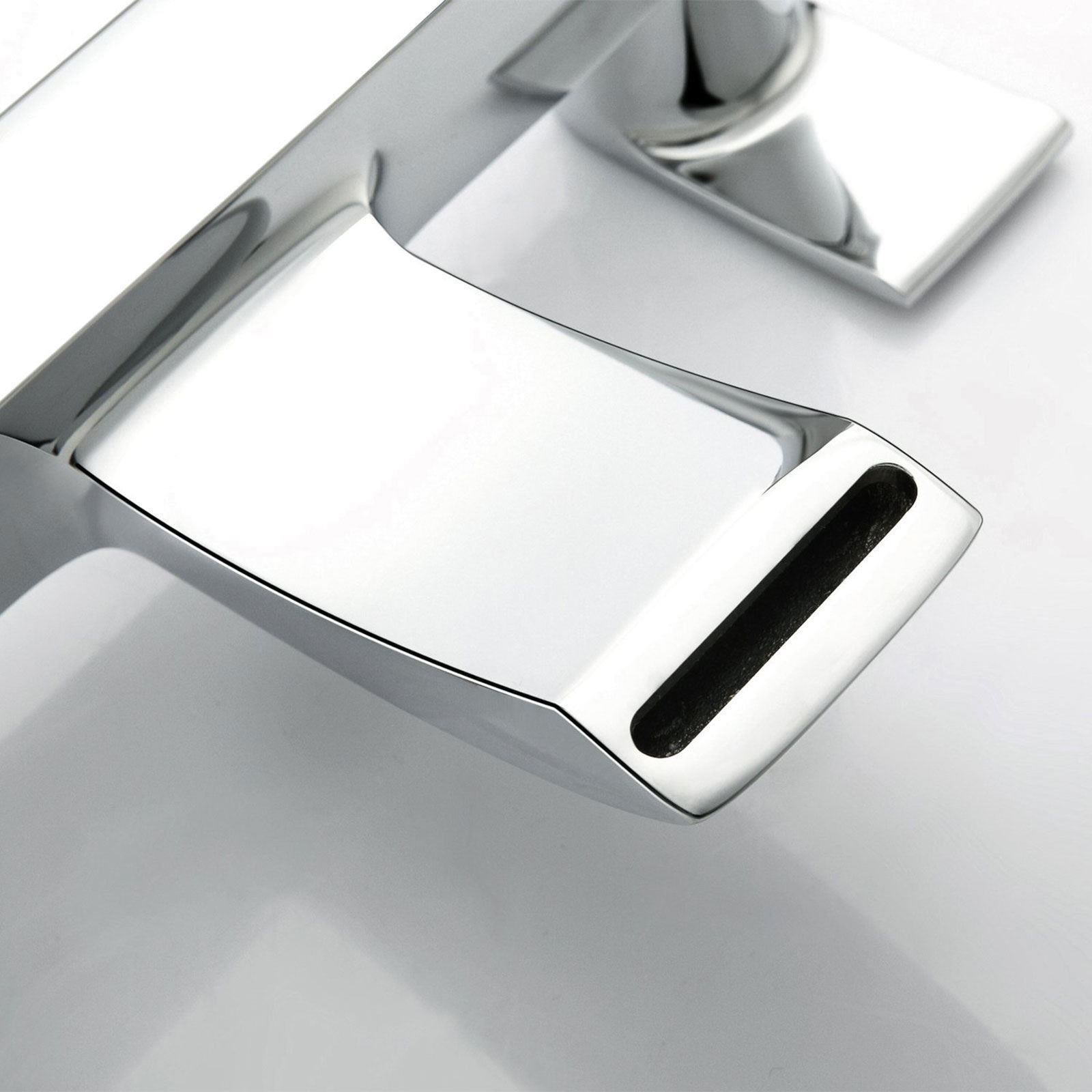 Vago Modern Waterfall Design Bath Filler Tap