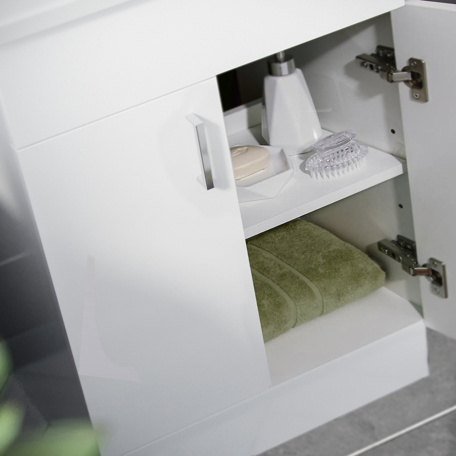 Nanuya 600mm White Basin Vanity & Rimless Square Close Coupled Toilet