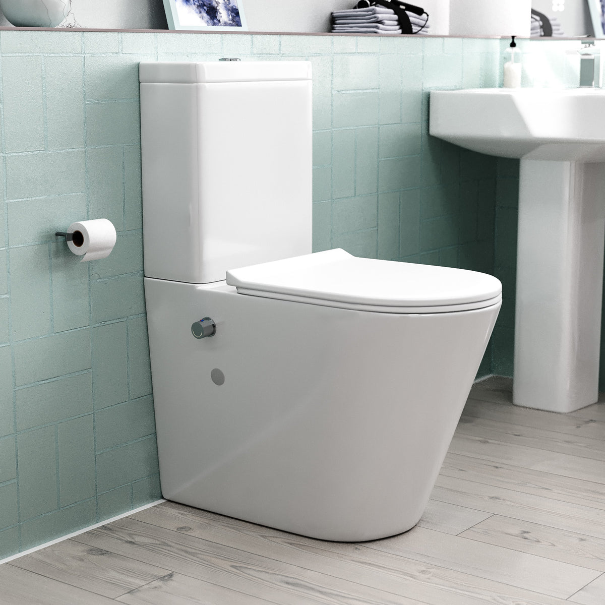 Comfort Height Close Coupled Toilet With Integrated Hot Cold Bidet Valve