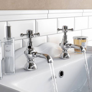 Churchill Traditional Set Of Twin Basin Cross Head Taps & Bath Shower Mixer Tap With Handheld Kit
