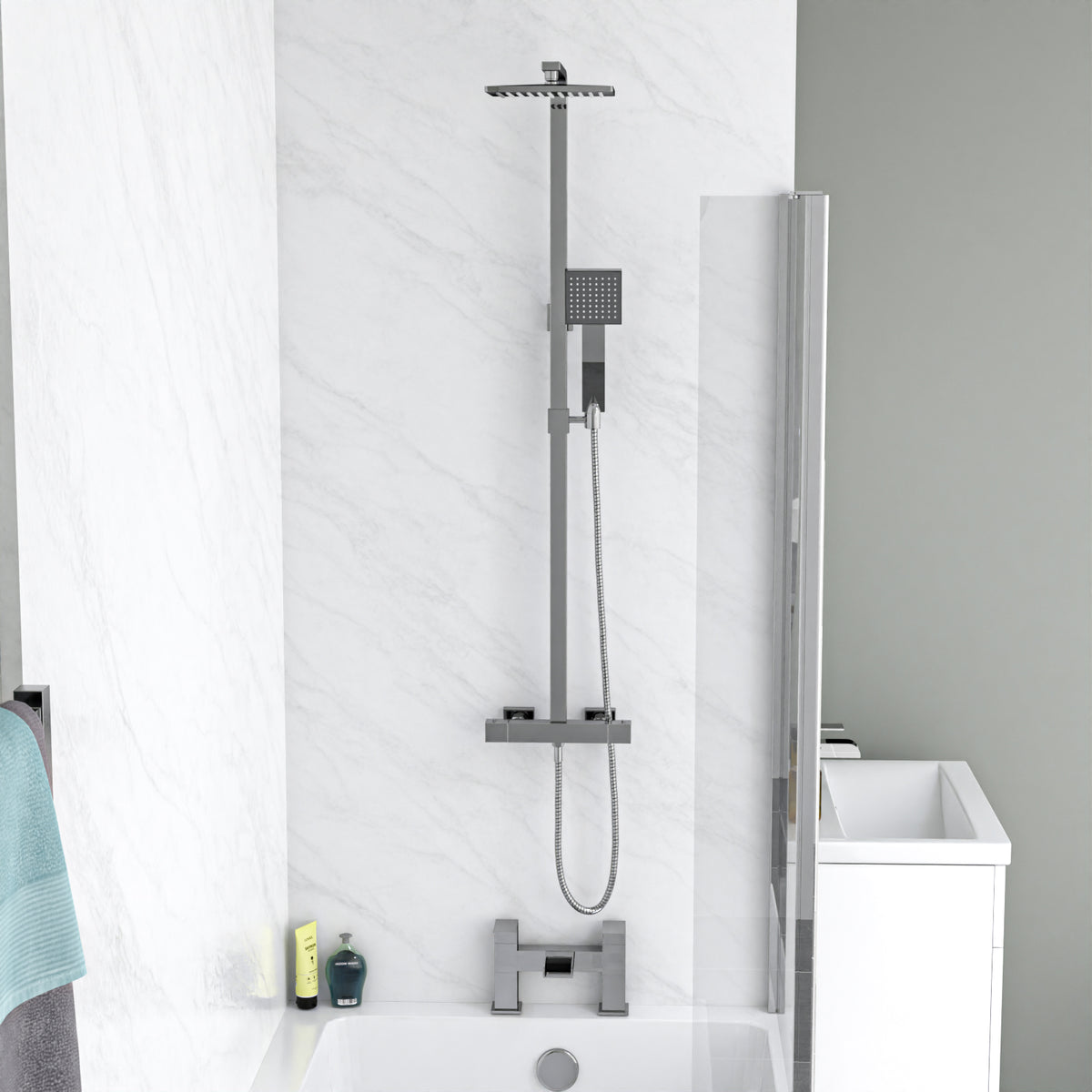 Nanuya L-Shaped RH Bath With Screen, Vanity With Toilet, Taps & Shower Set - White