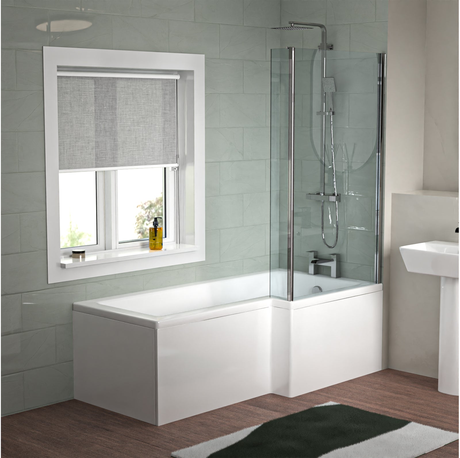 1700 x 850mm Right Hand L Shaped Shower Bath With Front Panel & Hinged Shower Screen