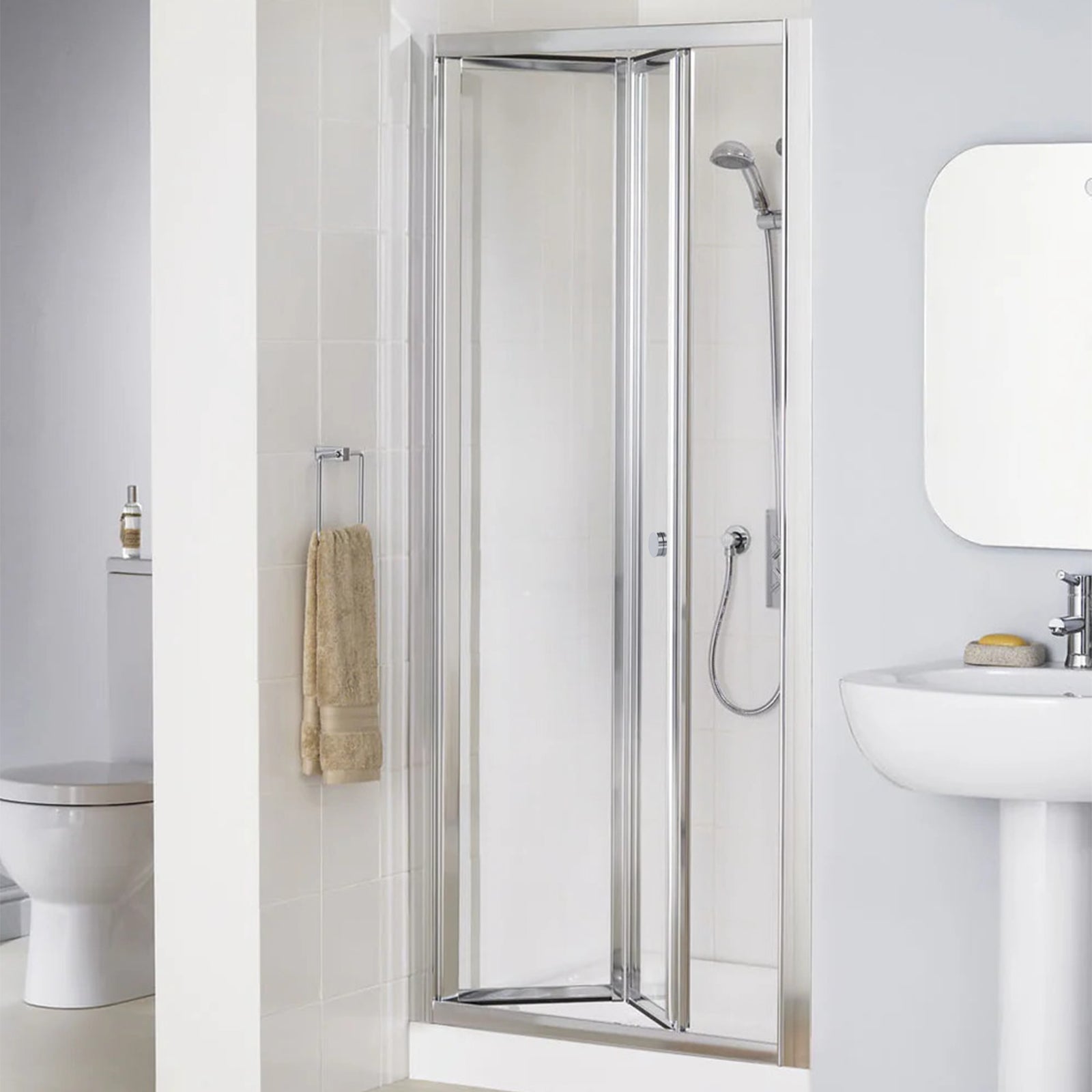 1900 x 760mm Bi-Fold Shower Door