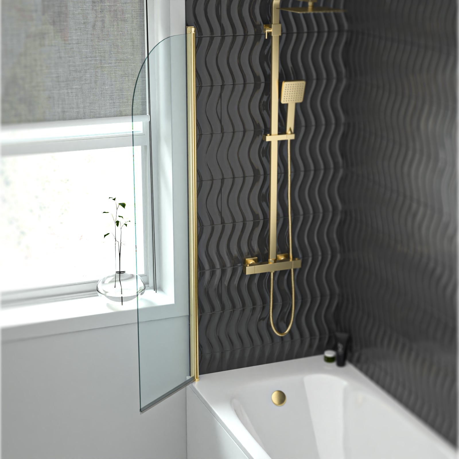 Hinged 400 x 1400mm Bathtub Screen, 5mm Tempered Glass - Brushed Brass