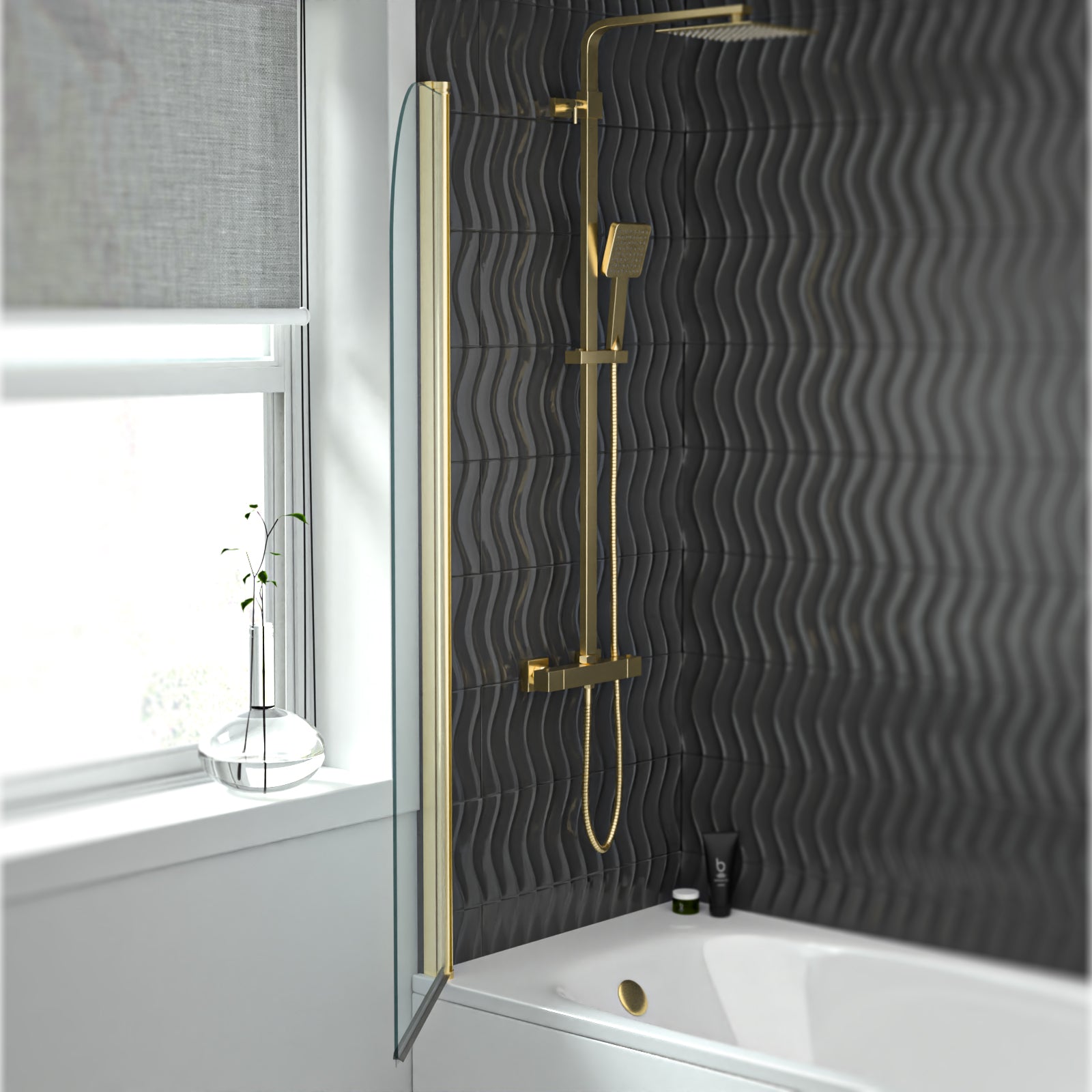 Hinged 500 x 1400mm Bathtub Screen, 5mm Tempered Glass - Brushed Brass