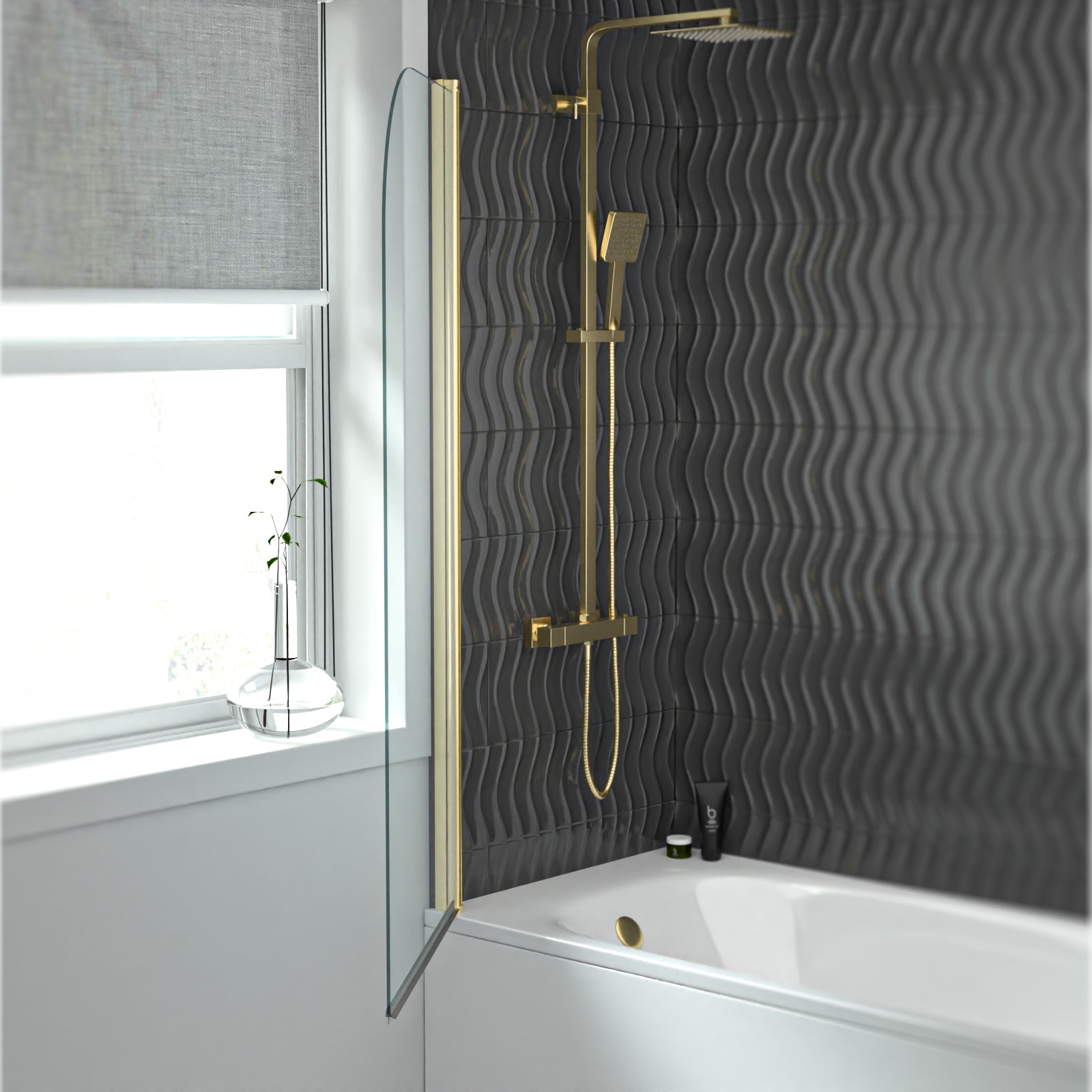 Hinged 700 x 1400mm Bathtub Screen, 5mm Tempered Glass - Brushed Brass