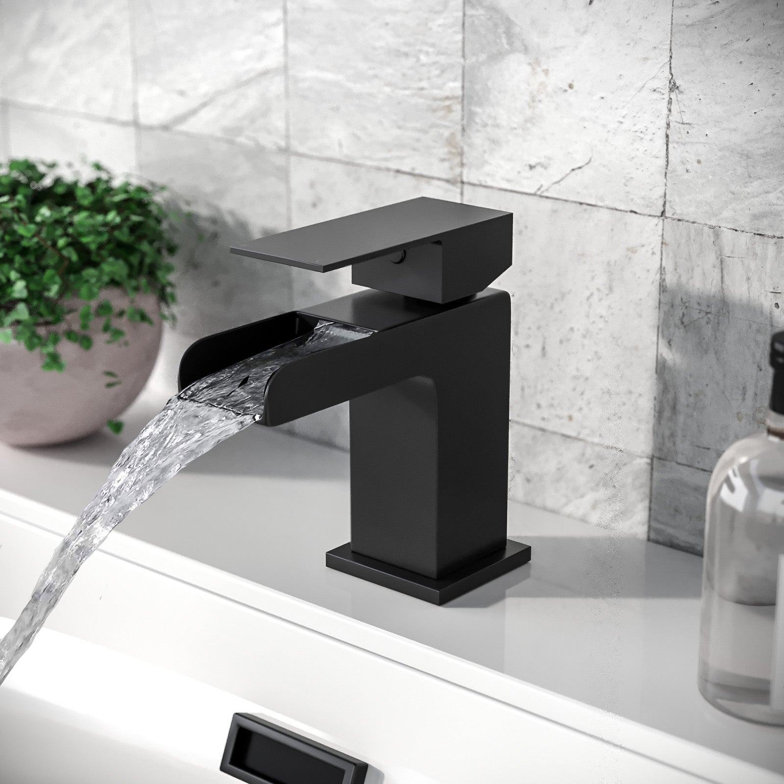 Matt Black Waterfall Waterfall Cloakroom Basin Mono Mixer