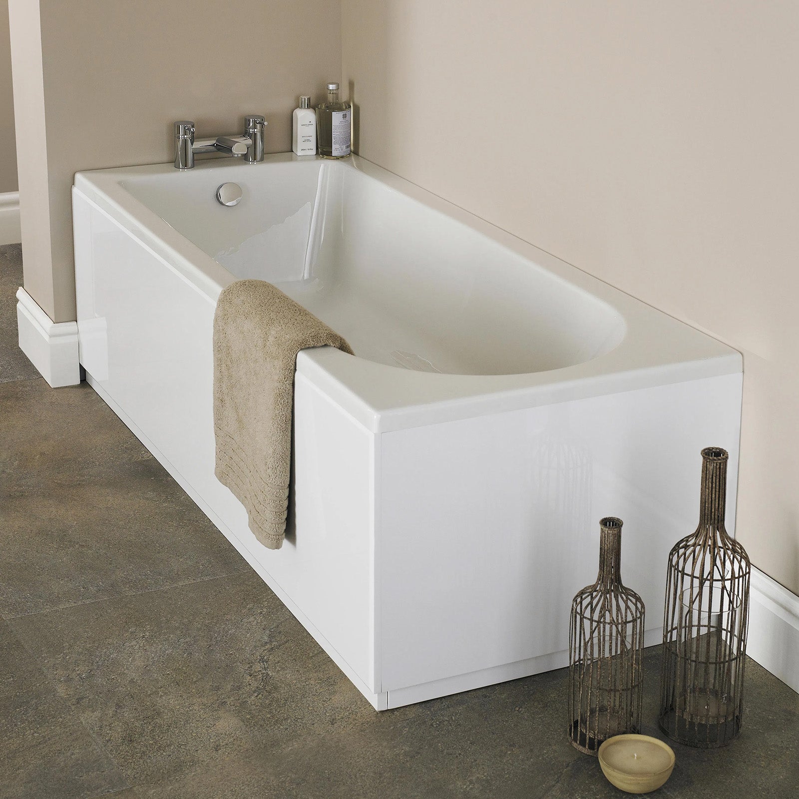 Standard Single Ended Bath 1500 x 700 in White with Bath Leg