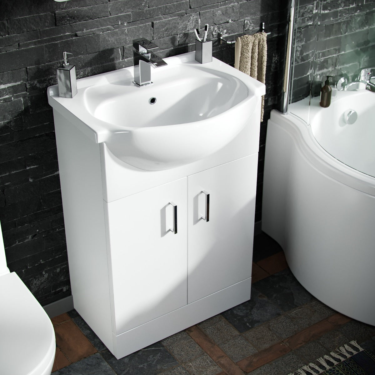 P-Shaped LH Bath White 550mm Vanity Basin Unit WC Unit & Toilet Suite