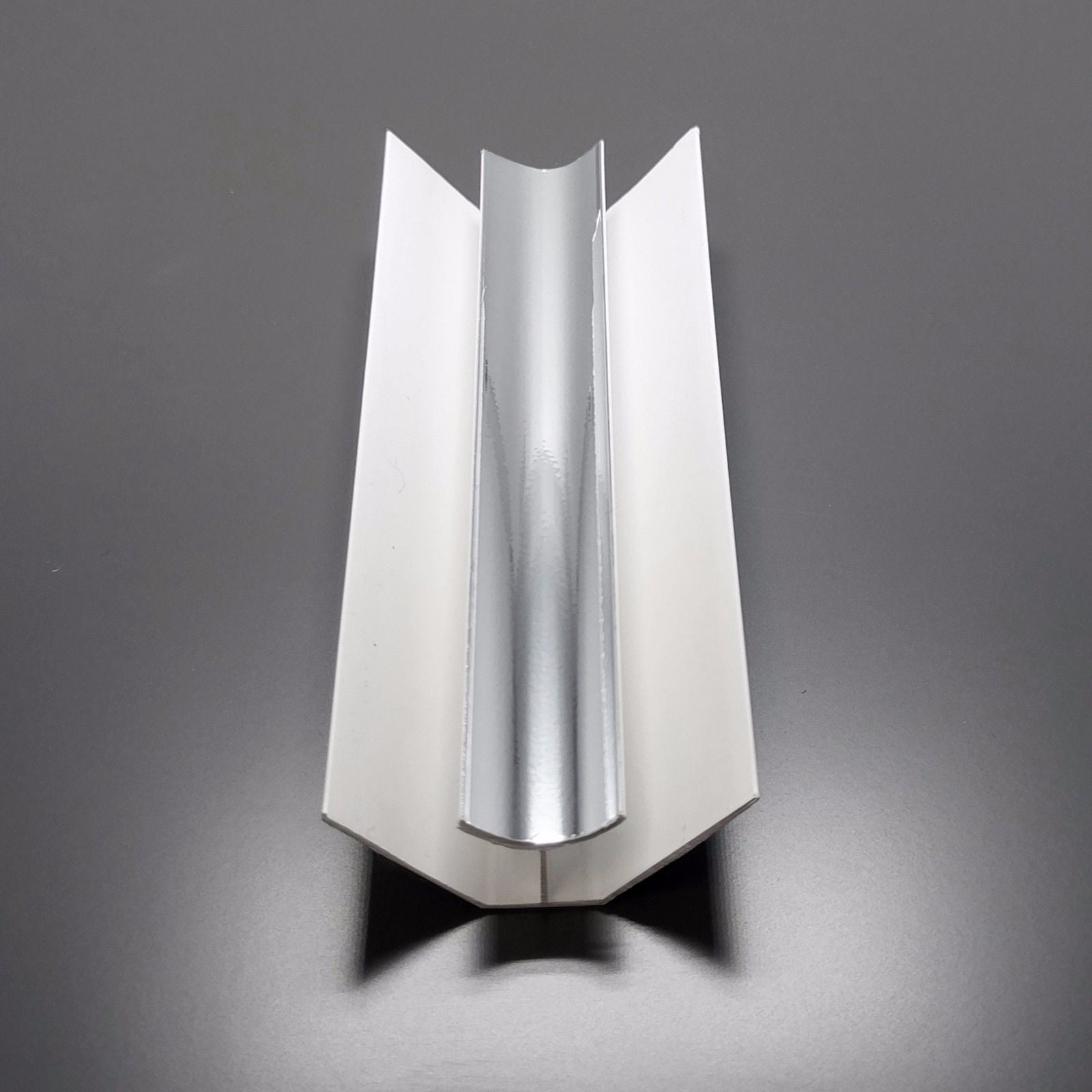 Internal Corner Silver 2700m x 6mm - Trim-4