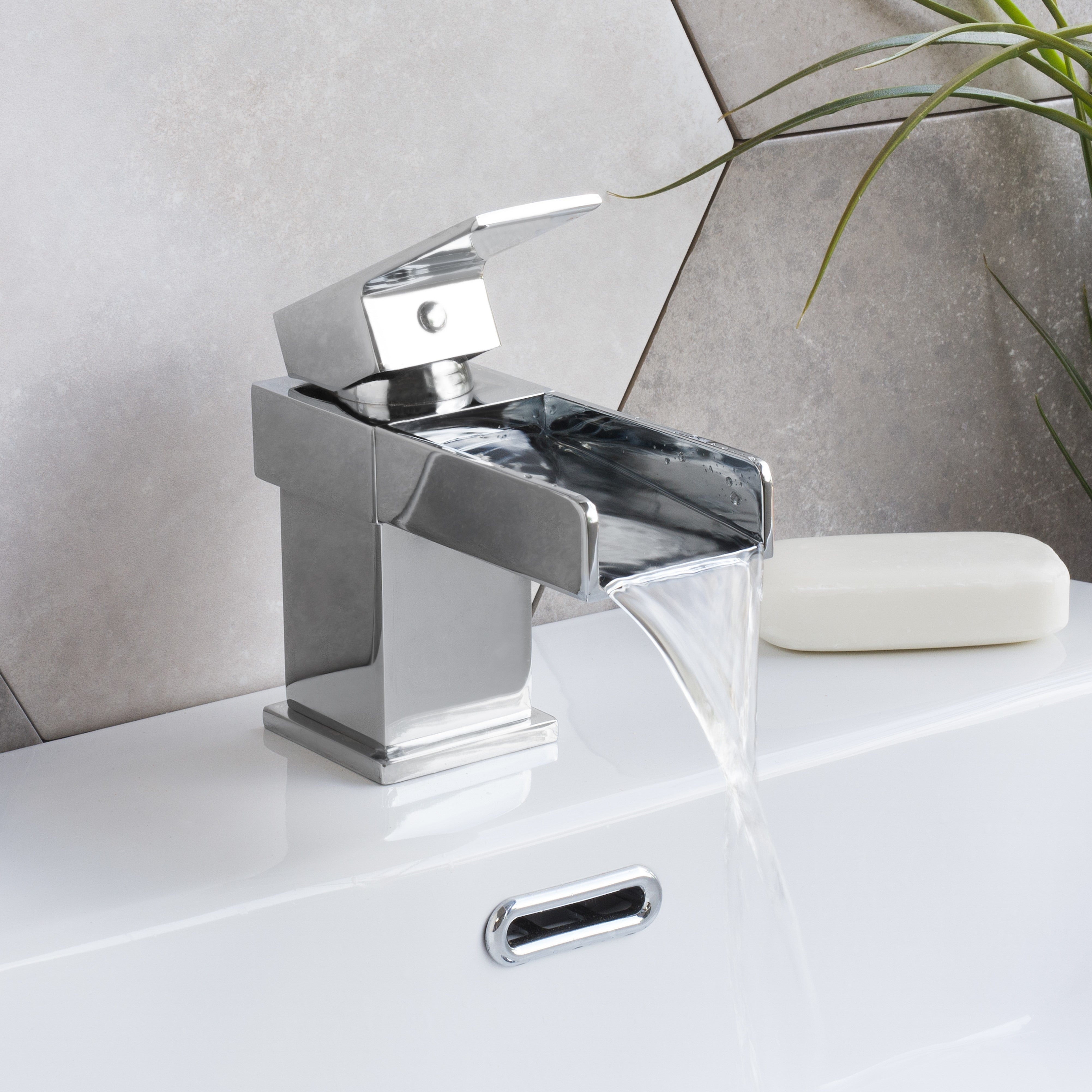 Saturn Contemporary Waterfall Basin Sink Single Lever Mono Mixer Tap