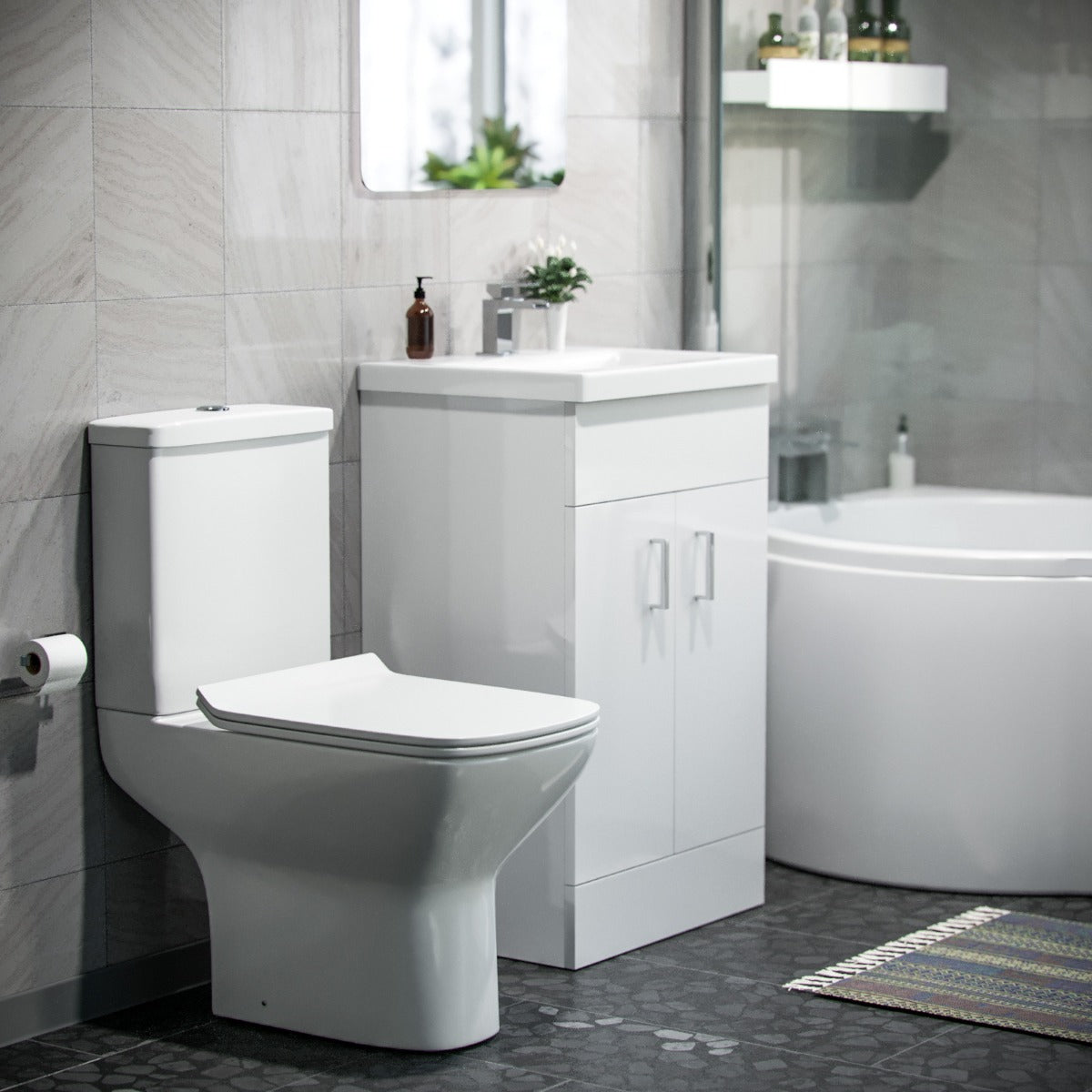 P-Shaped LH Bath 500mm Floor Vanity Unit & Close Coupled Toilet Suite