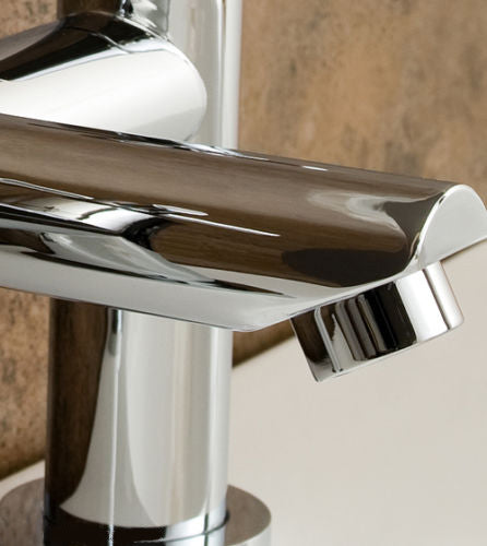 Indigo Cross Handle Bath Filler Tap Chrome