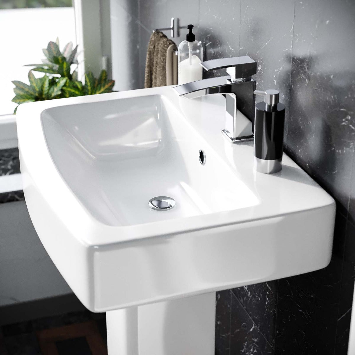 Rimless Toilet with 560 mm Full Pedestal Square Basin