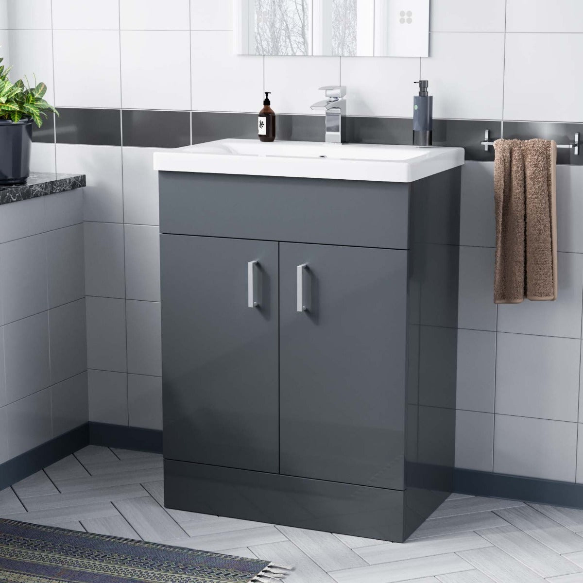 Nanuya 600mm Floorstanding Vanity Basin Unit Grey